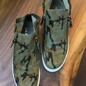 ALL BLACK Brand Calf fur Camo high top sneaker EU 39 Green/Black‎ CAMO- US 8.5